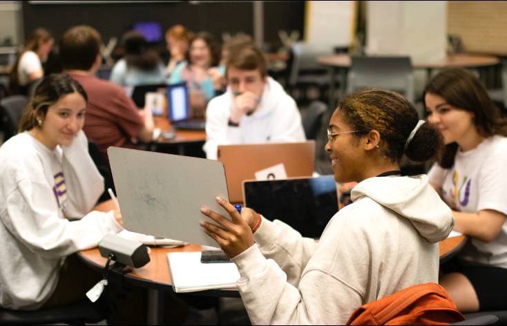 LSU students studying LSU students studying