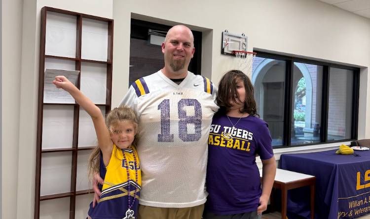 Scott Sonnier and his children Scott Sonnier and his children